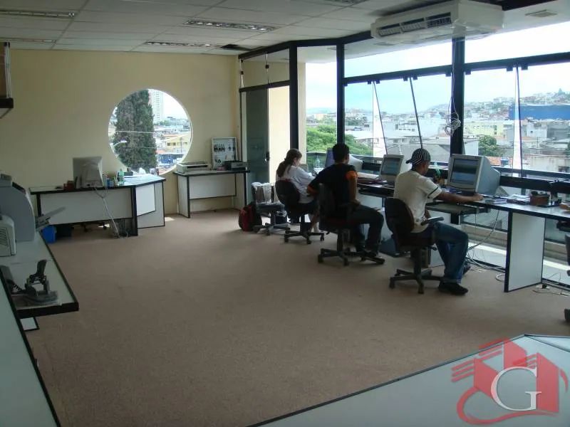 Galpão e Salas comerciais com 4 andares, Ideal para empresas ou renda. - Foto 4