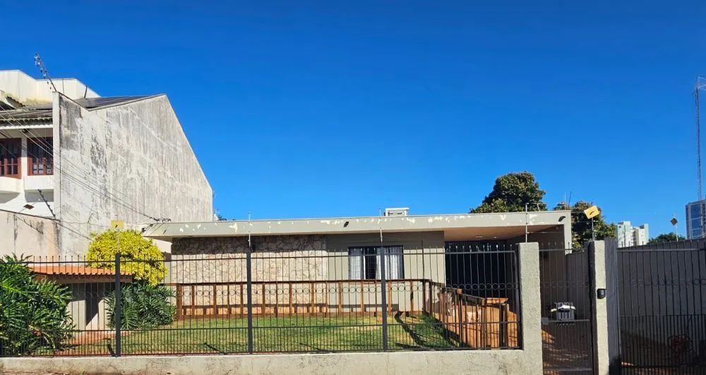 VENDA | Casa, com 4 quartos em Zona 02, Maringá - Foto 2