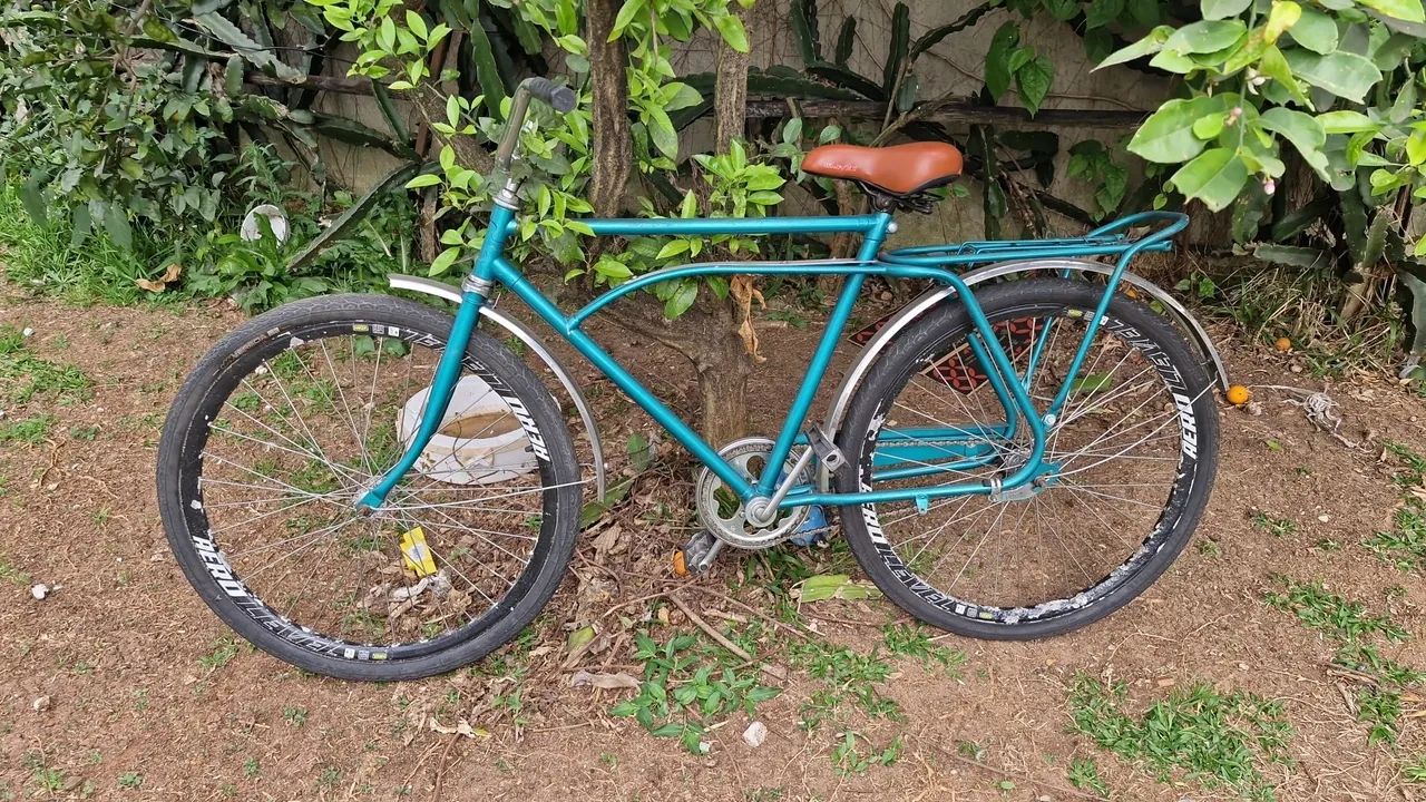 Vende - se bicicleta monark 1973
