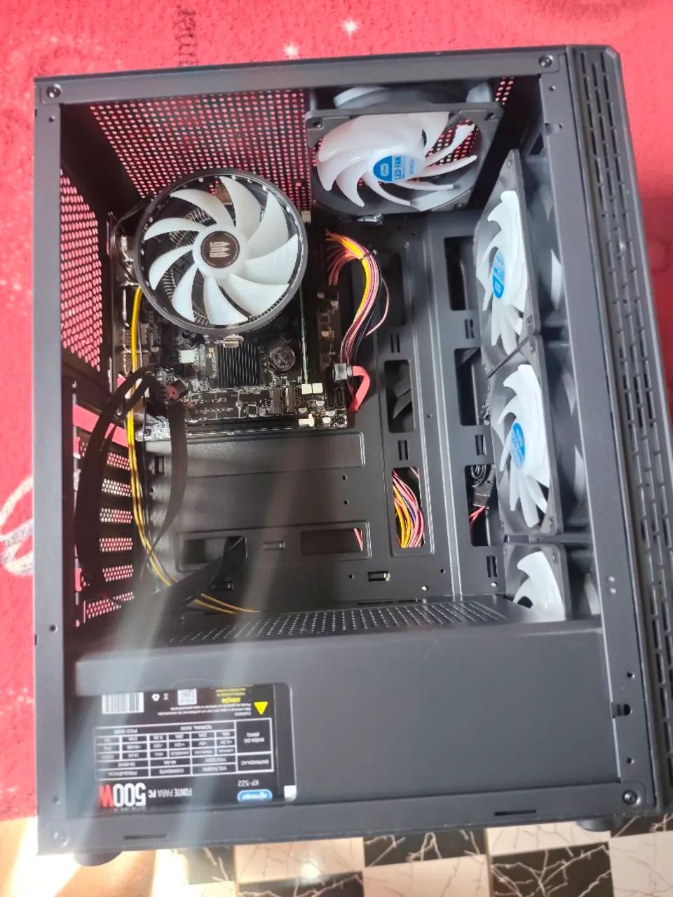 GABINETE RGB DDR3 I3 8 RAM 256GB  - Foto 2