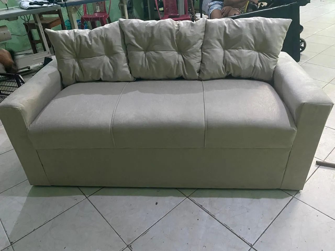 Sofá 3 lugares - Foto 3