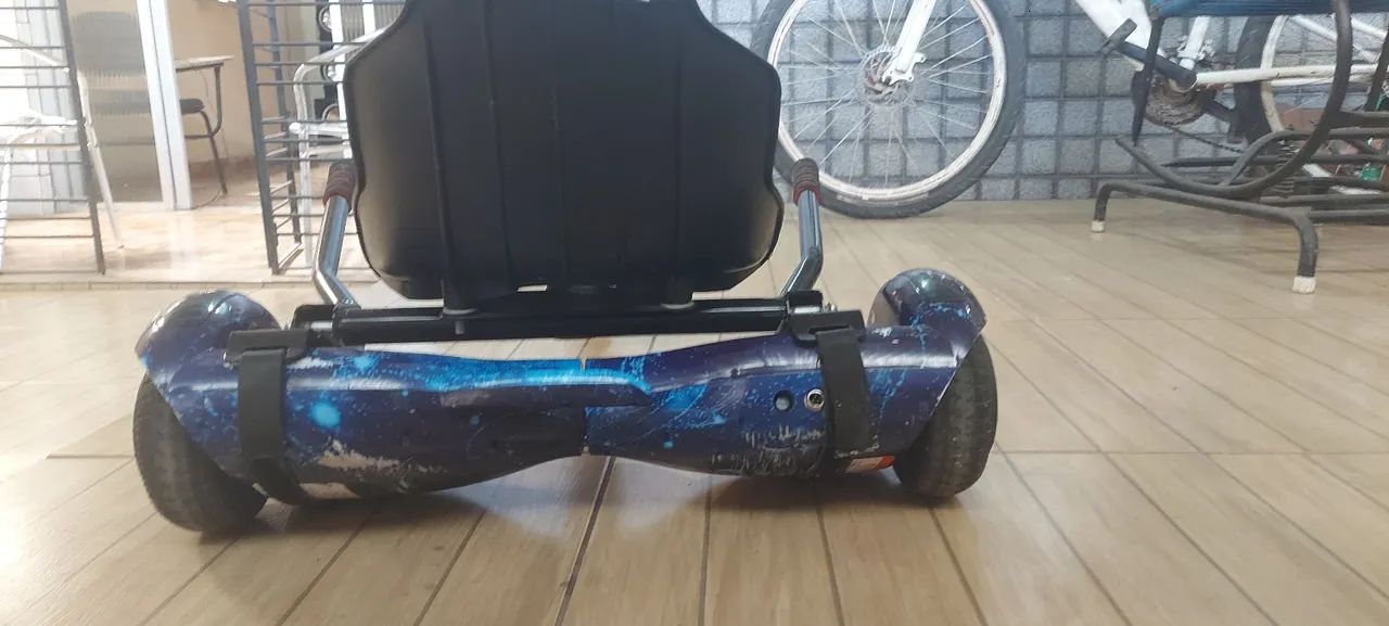 Hoverboard com carrinho - ótimo estado bem conservado  - Foto 2