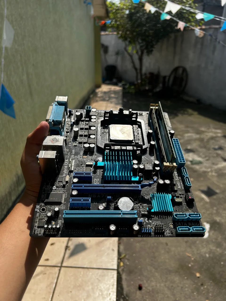 PLACA MÃE + PROCESSADOR E MEMÓRIAS 