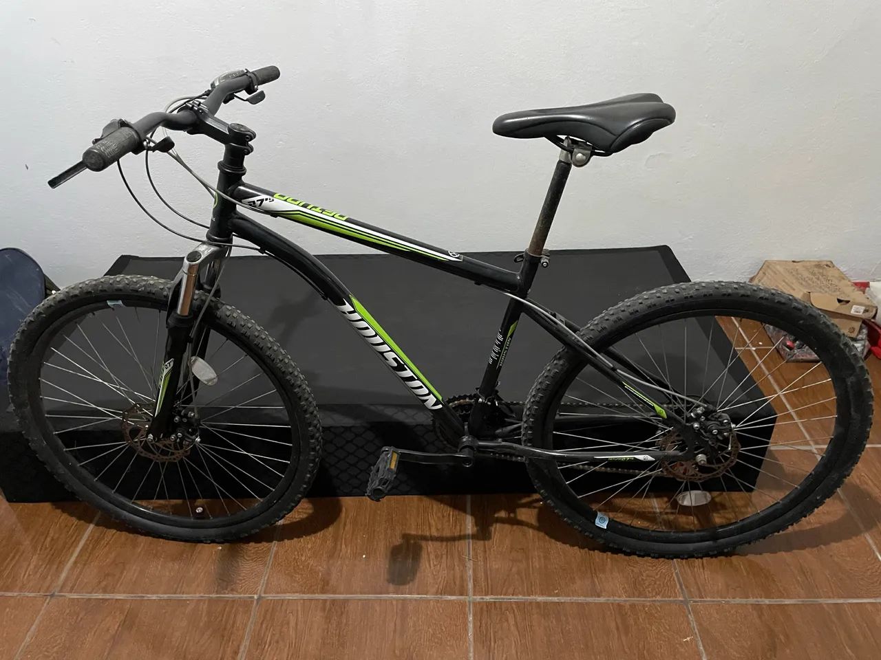 2 Bikes Aro 27,5 - TSW Hunter Alumínio + Houston Netuno - Freio a Disco - Foto 2