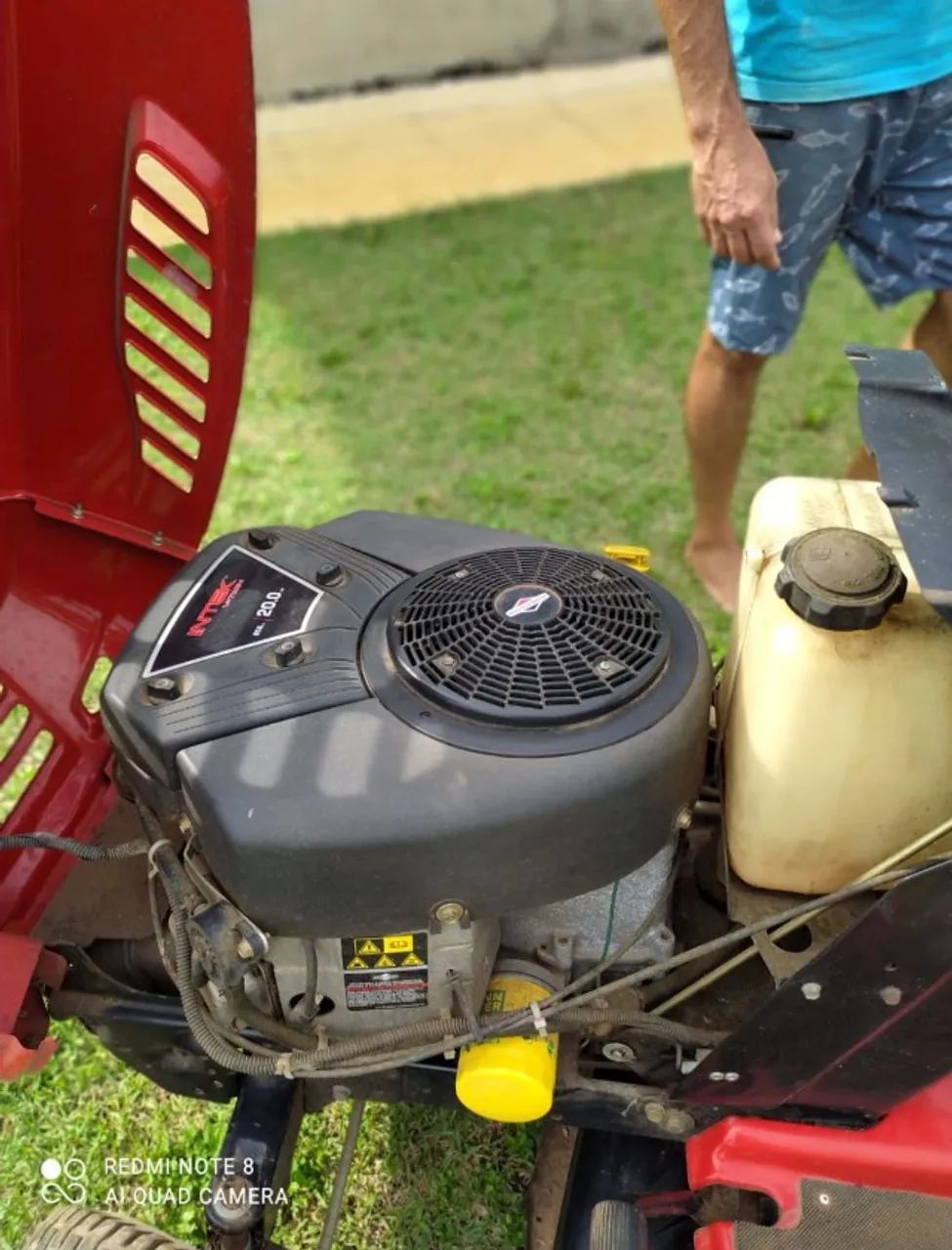 Trator Cortador de Grama Yard Machines MTD 742 - Foto 3