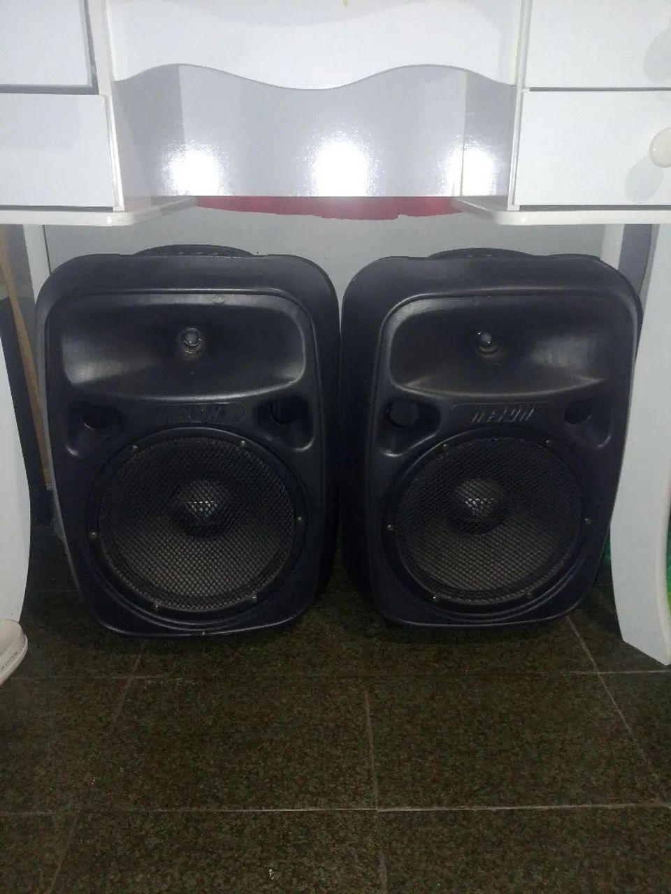 Conjunto 2 Caixa de som com suporte para parede 