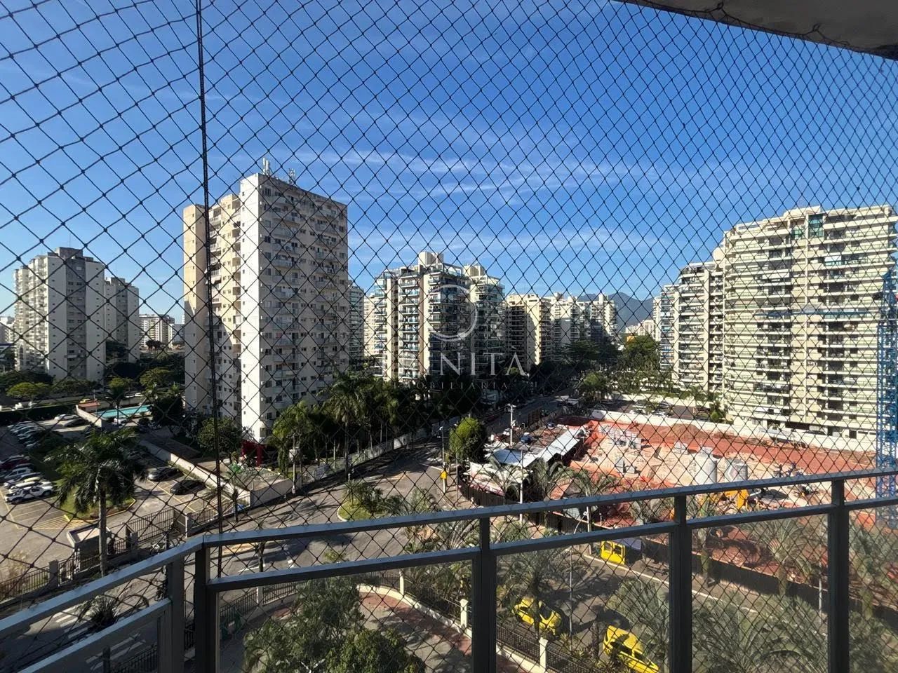 Apartamento MOBILIADO na Barra Olímpica com 2 Quartos para Alugar