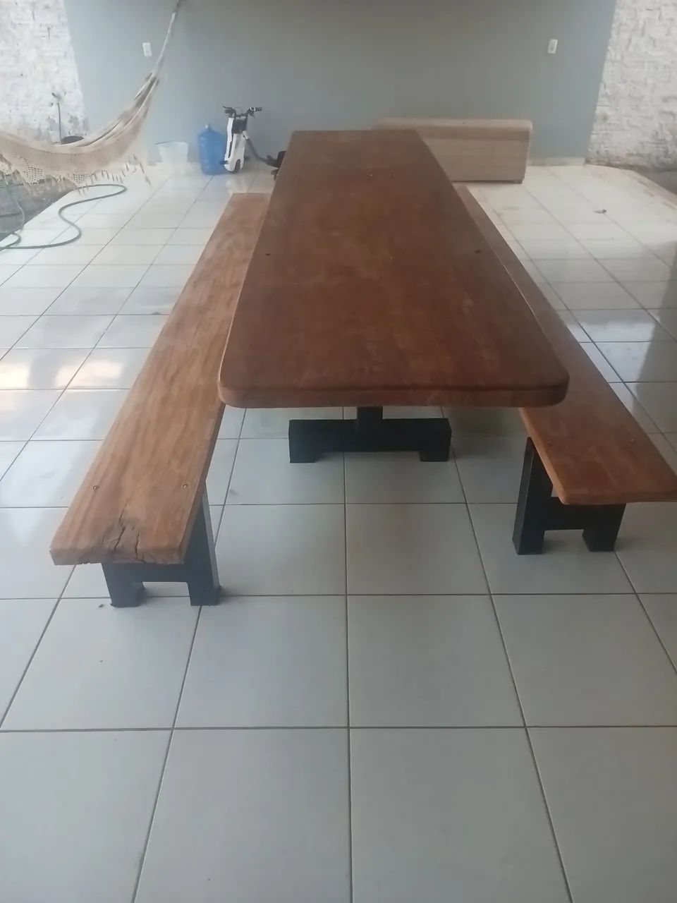 Mesa de madeira com pés de ferro  - Foto 2