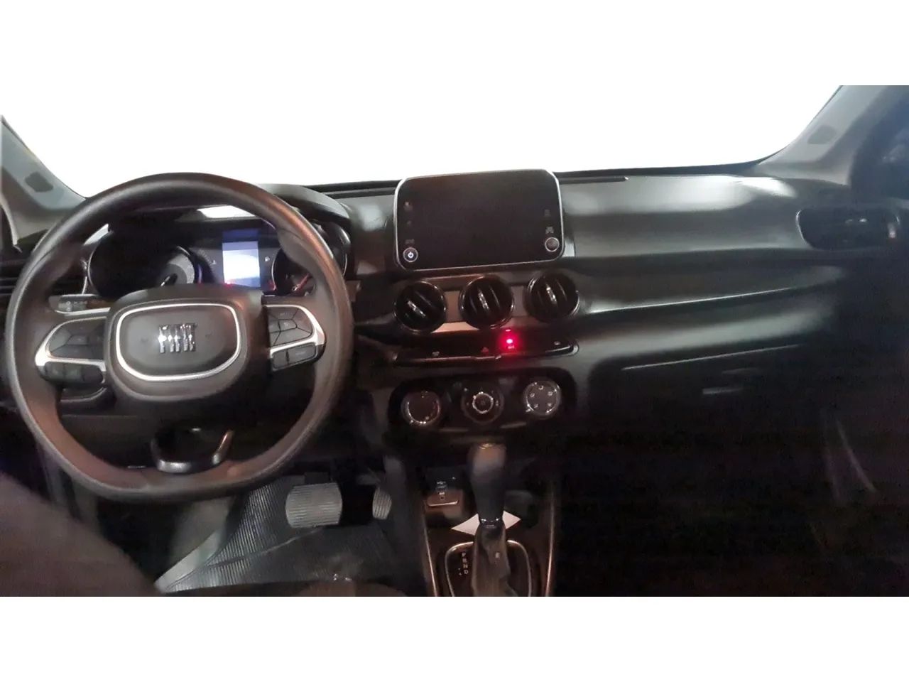 Fiat Cronos DRIVE 1.3 8V Flex Aut., foto 9 de 20