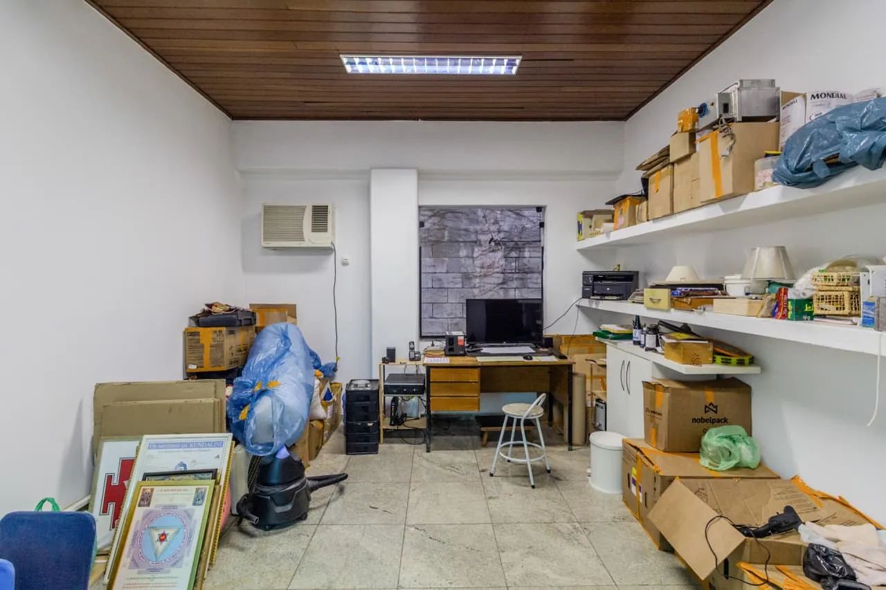 Casa comercial na Avenida Lineu de Paula Machado, 1162  1250 m² - Foto 4