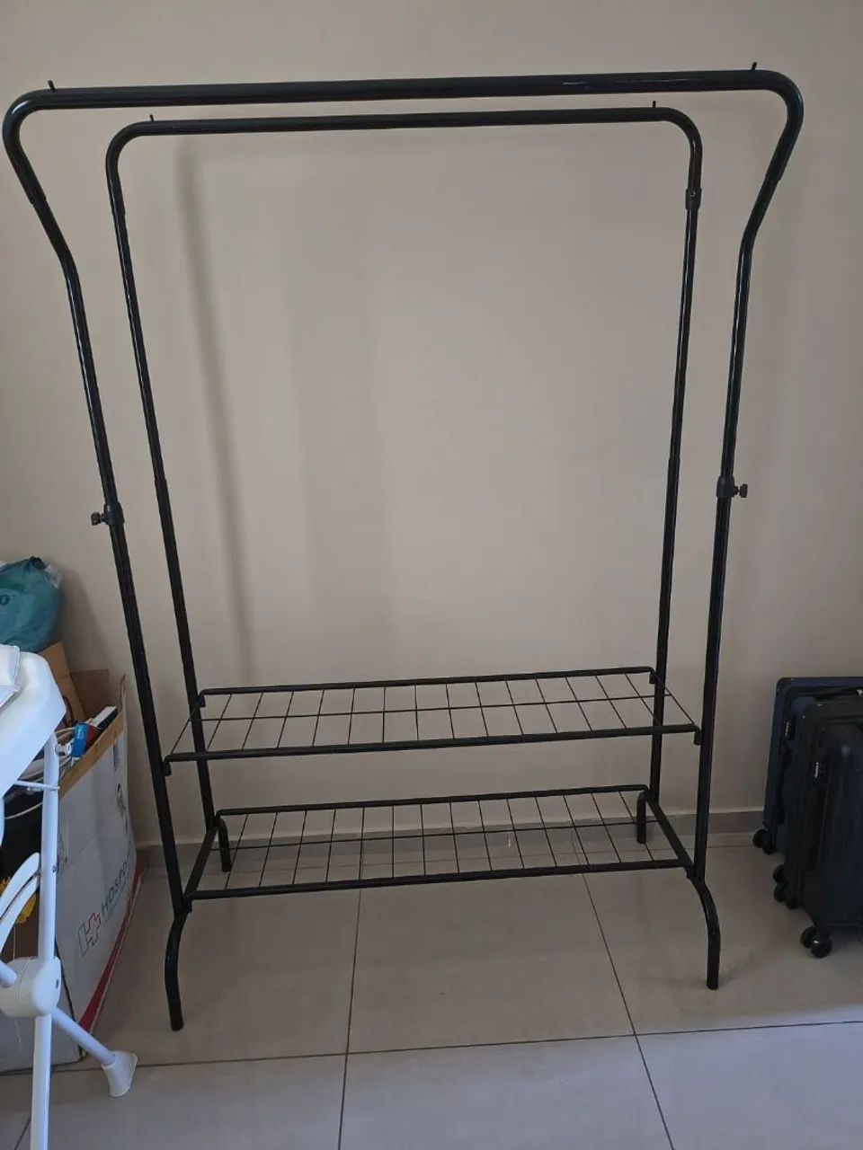 Arara de roupas - Foto 2