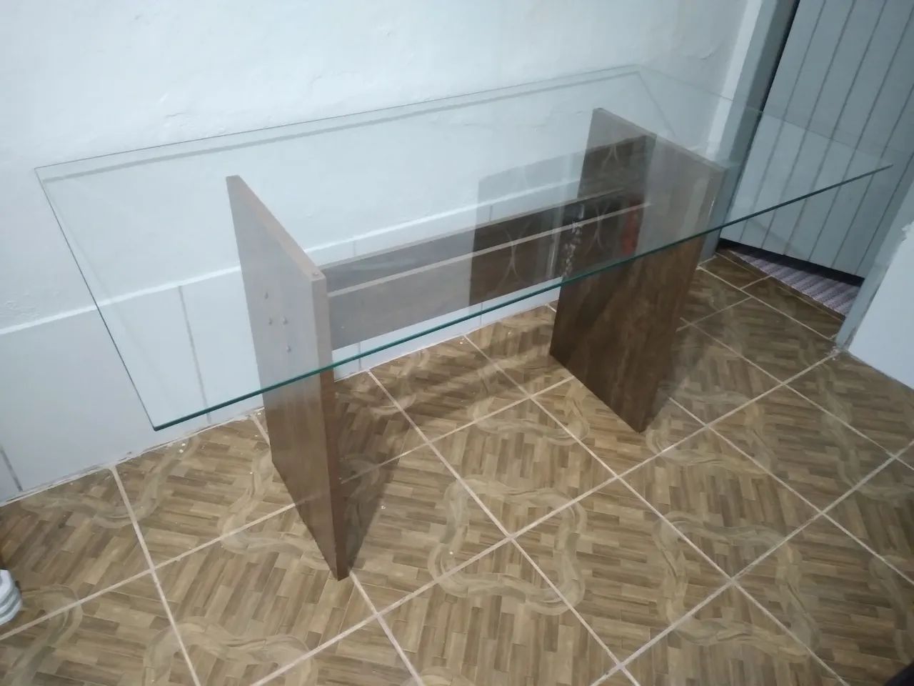 Mesa de vidro com 6 cadeiras  - Foto 2