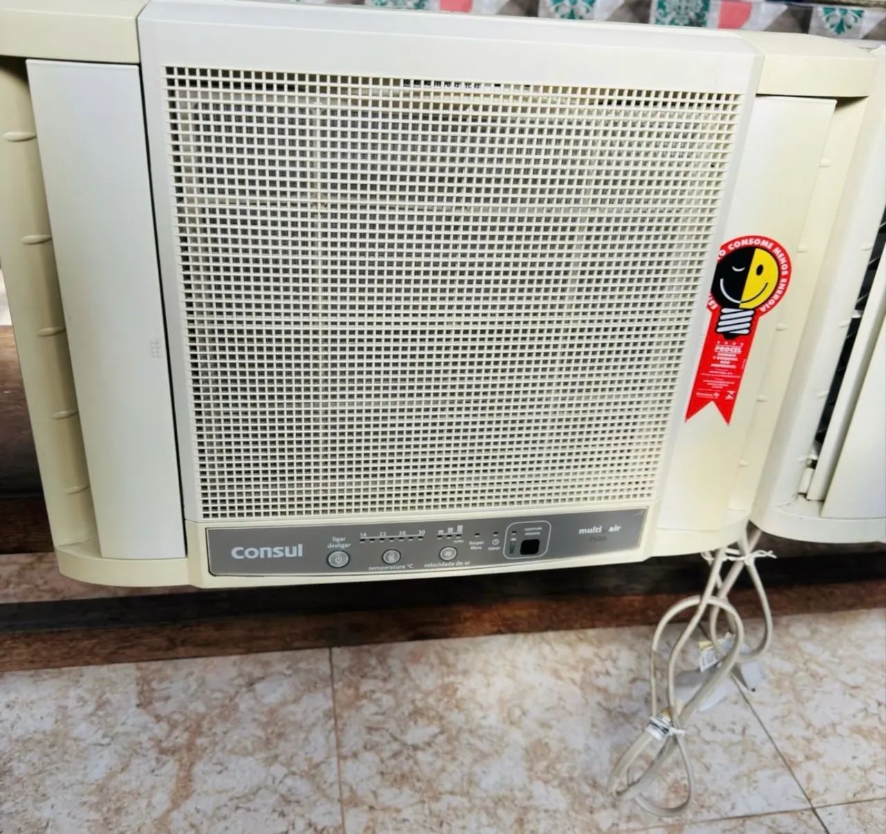 Ar Condicionado Consul 127v - Com controle  - Foto 3