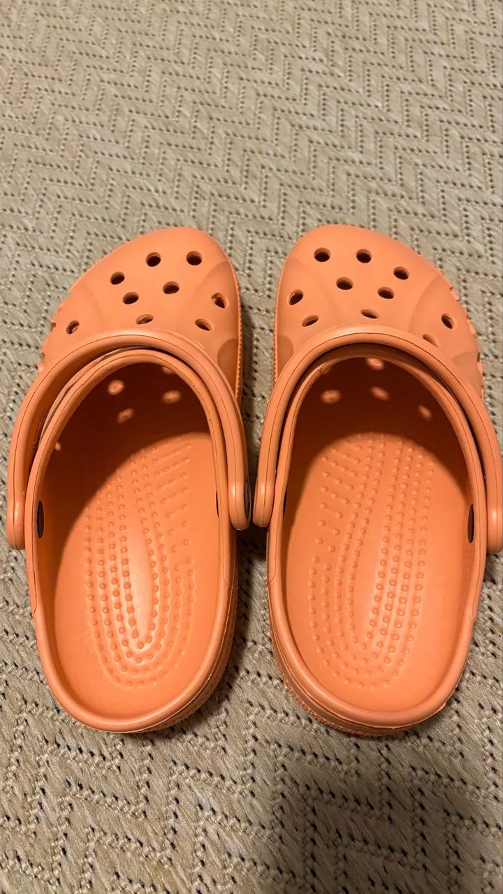 Sandália Crocs Original Novo 36 - Foto 5