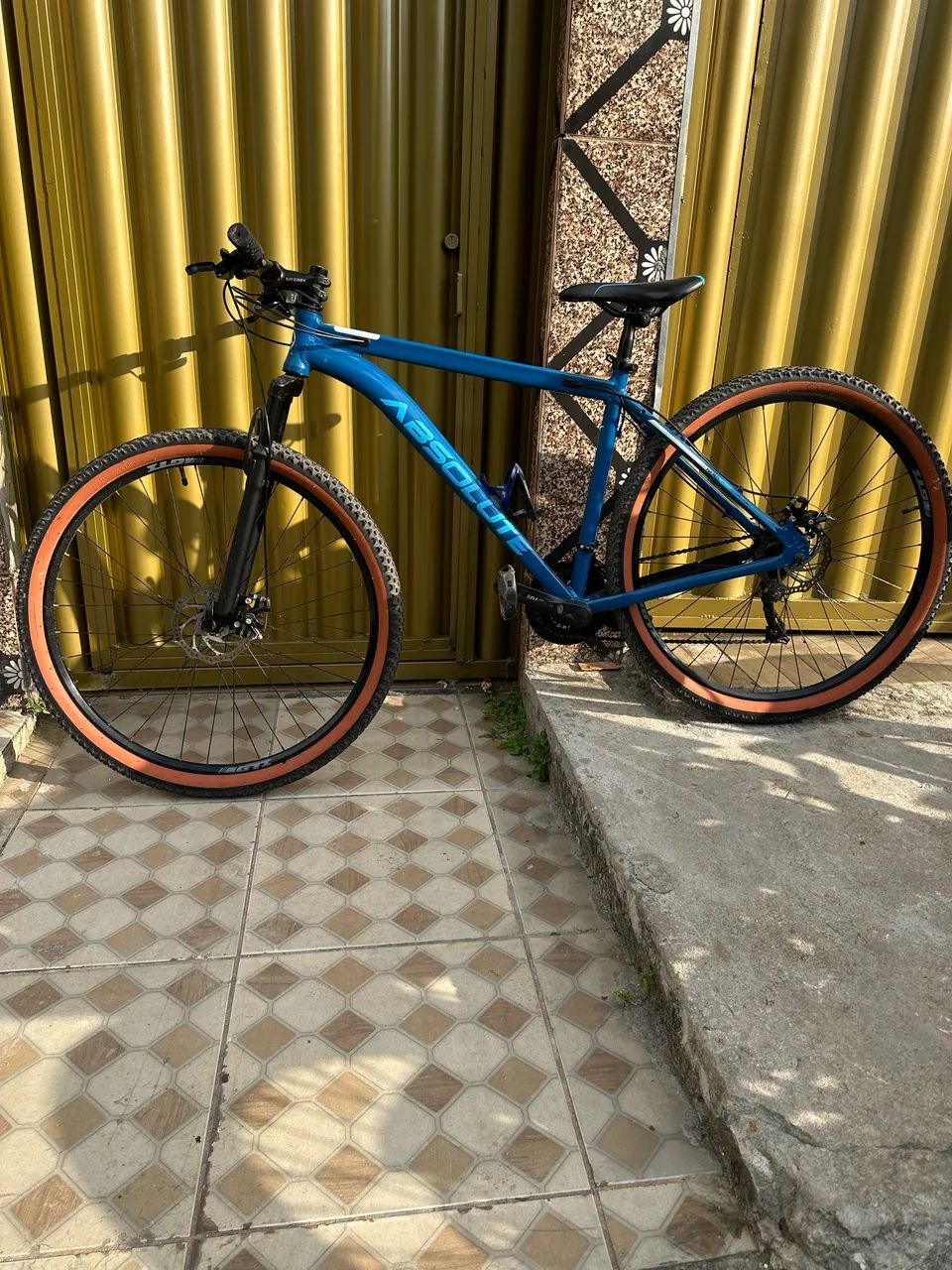 Bicicleta Absolute nero