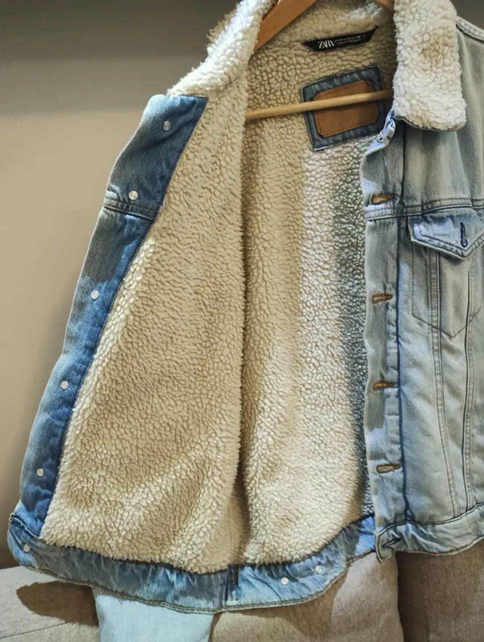 Jaqueta Zara - Denim com pelo - Foto 3