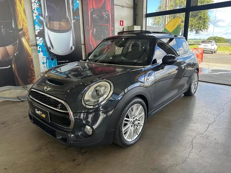 Mini Cooper 2.0 16V Twinpower Gasolina S 2P Steptronic 2017