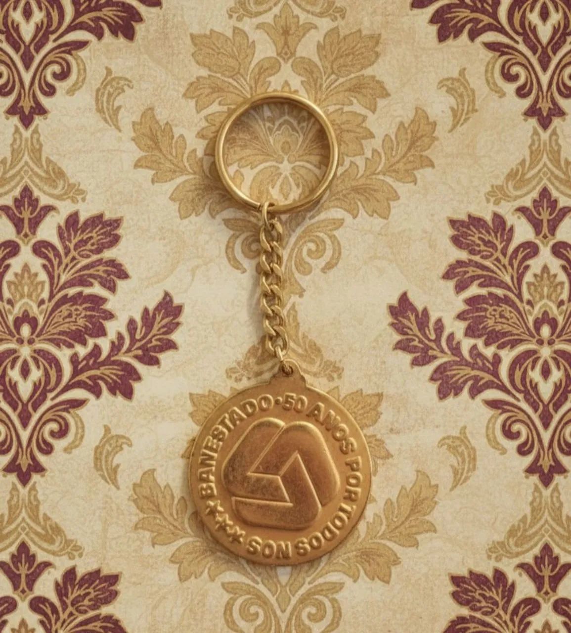 Banestado Lote De Medalhas Pins E Chaveiros