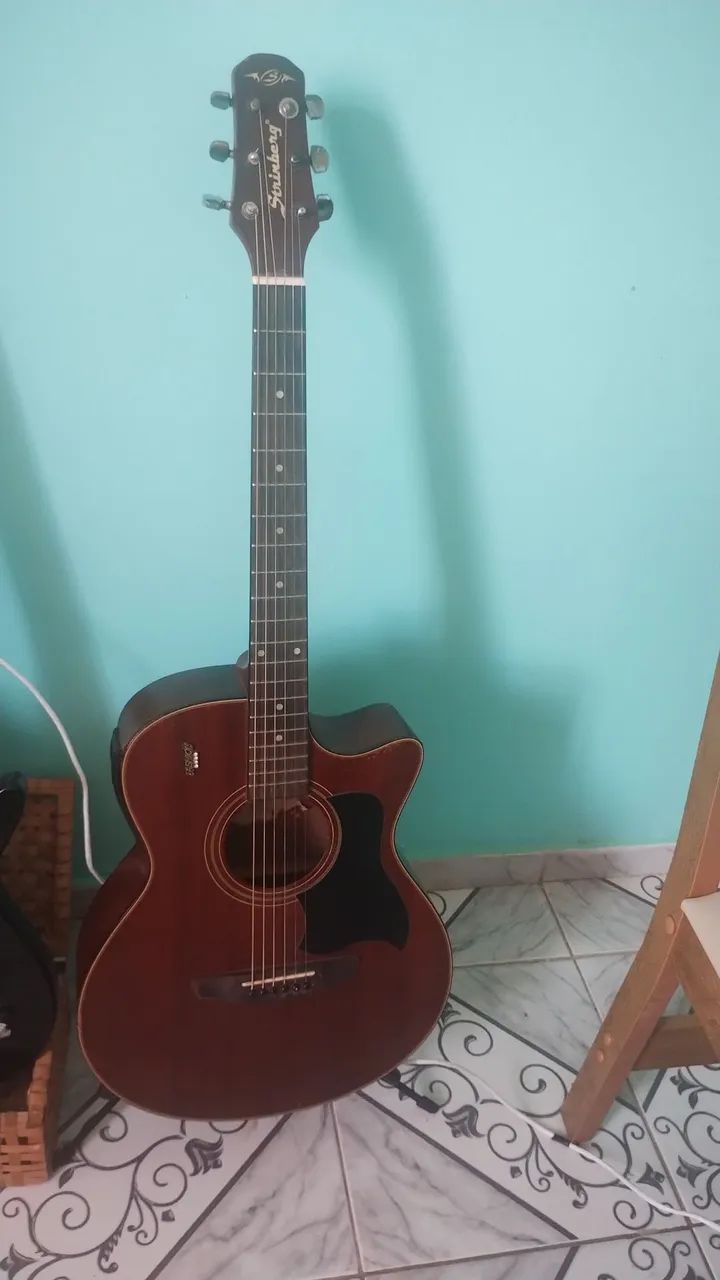 Violão elétrico 