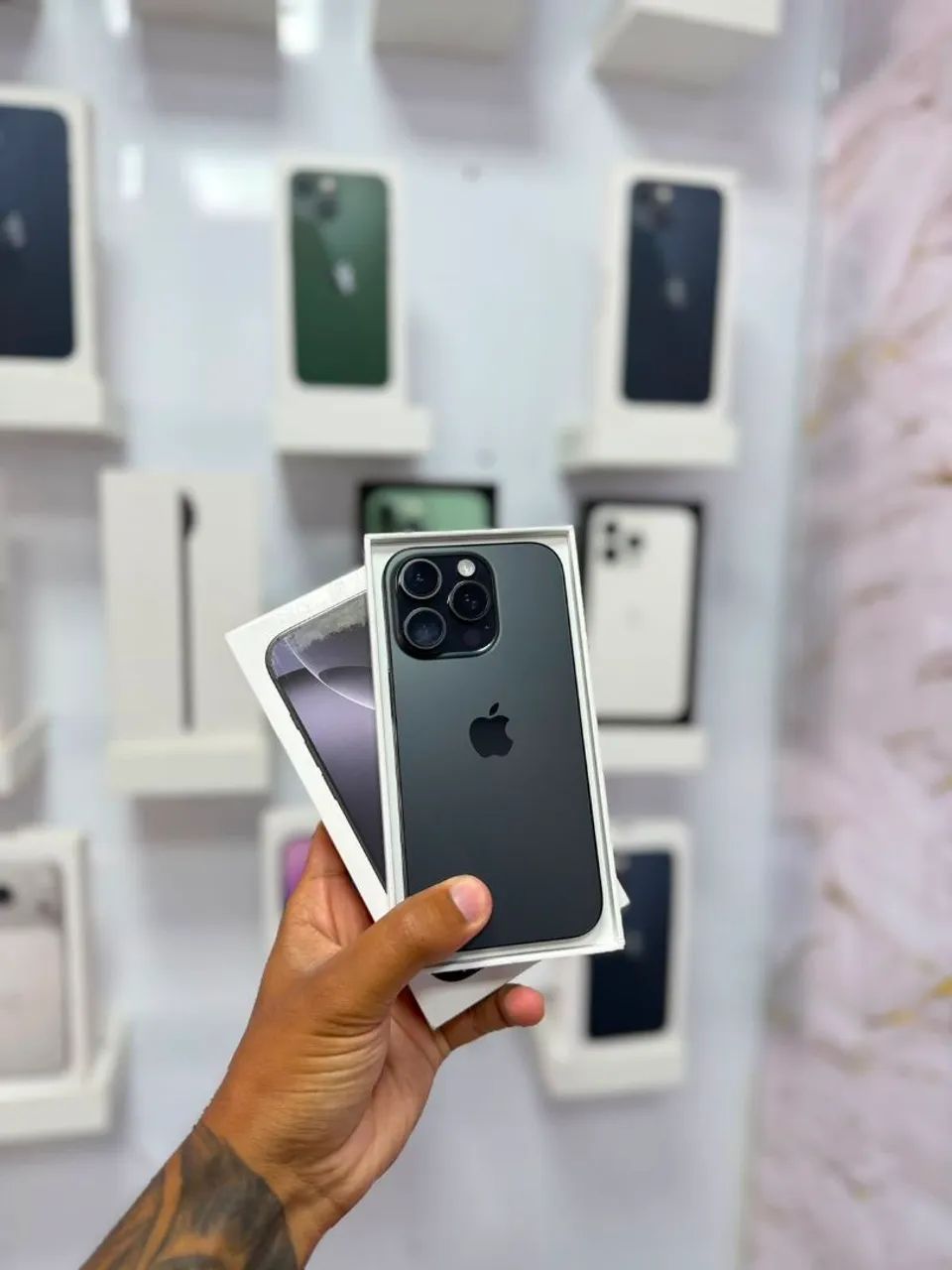 IPHONE 16 PRO 256GB<br>R$ 4.799 - Foto 3