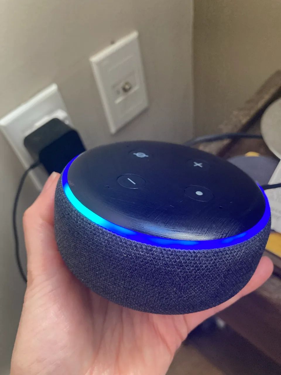 Amazon Echo Dot 3a geração Alexa  - Foto 2