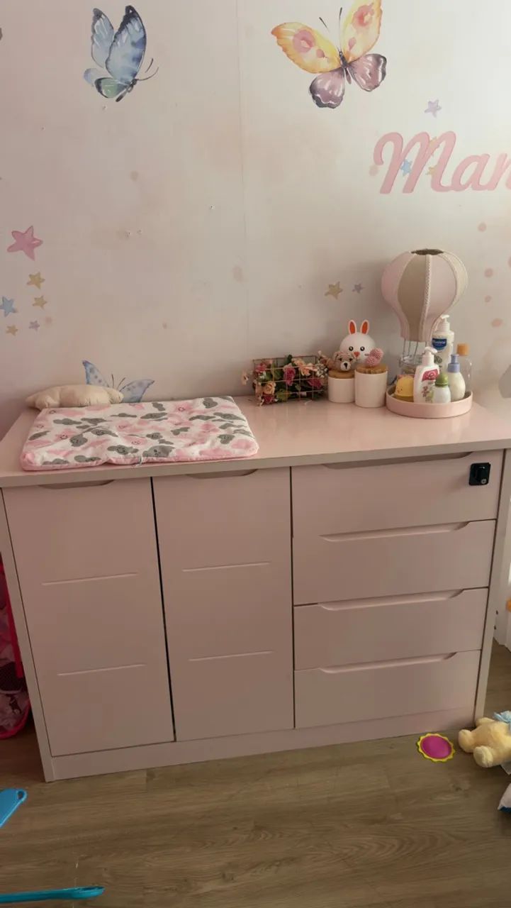 Cômoda e cama infantil 
