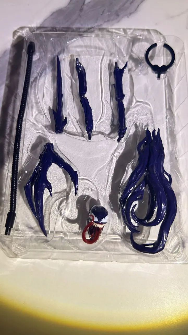 Venom 1/12 Completo + Acessórios - Foto 3