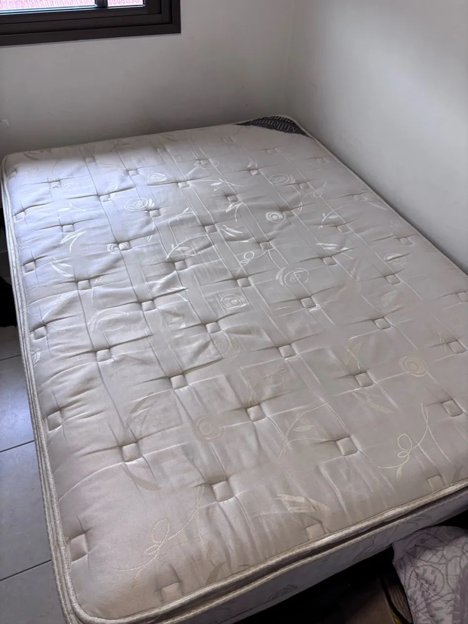 Cama Box Baú Casal