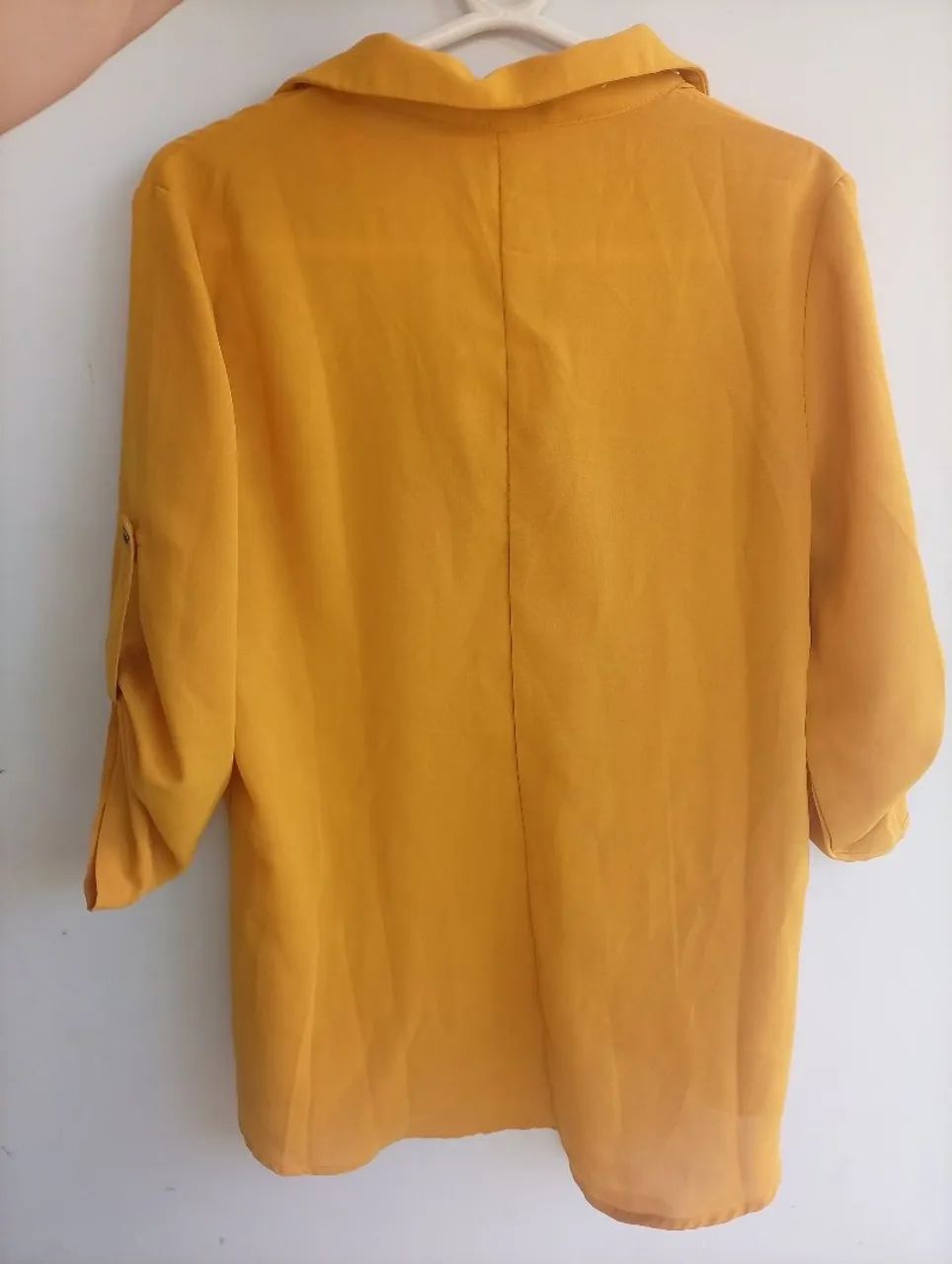Camisa feminina AMARELA  - Foto 3