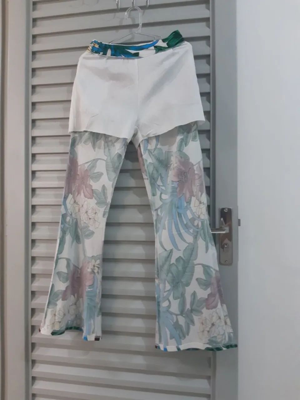 calça flare viscose com elastano - Foto 2