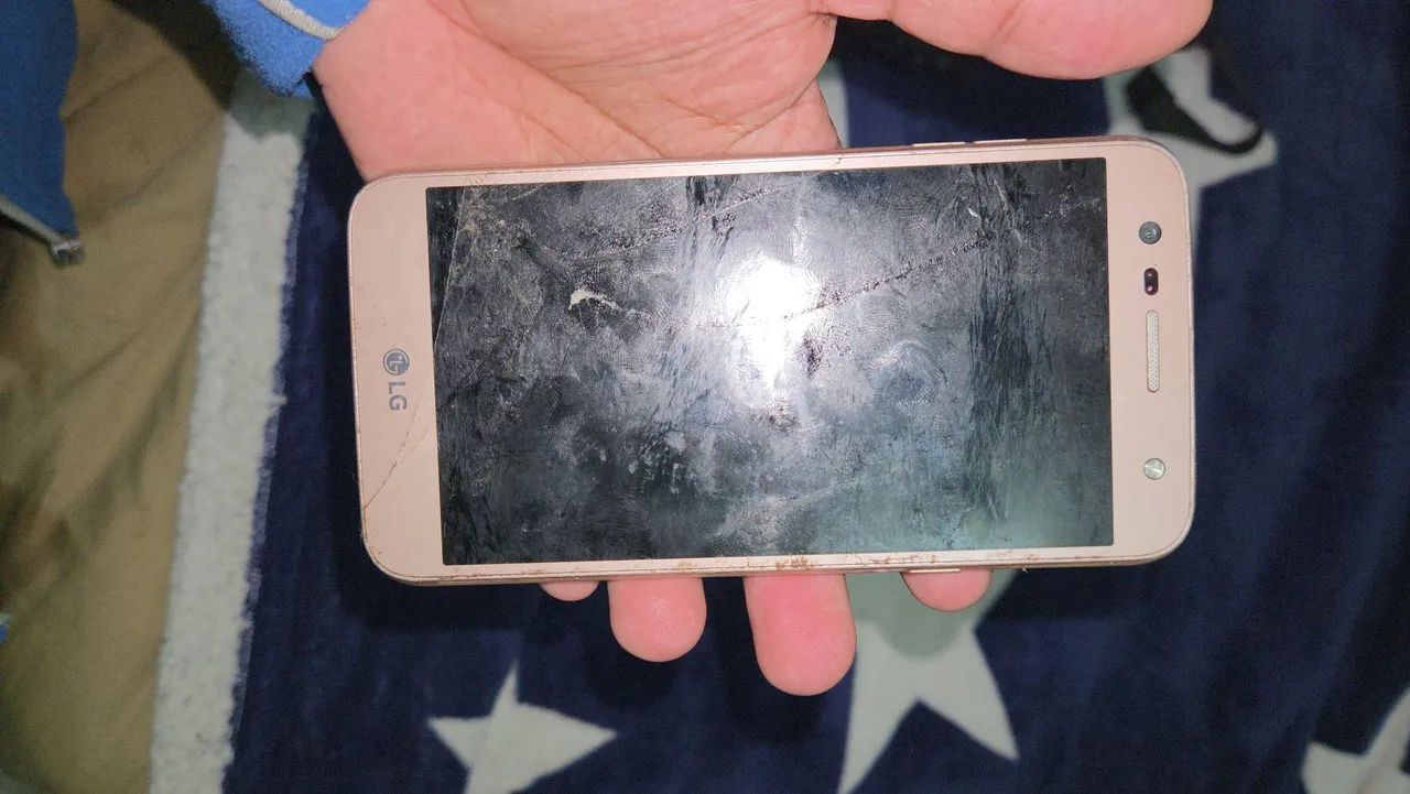 Celular para retirada de peças - Foto 2