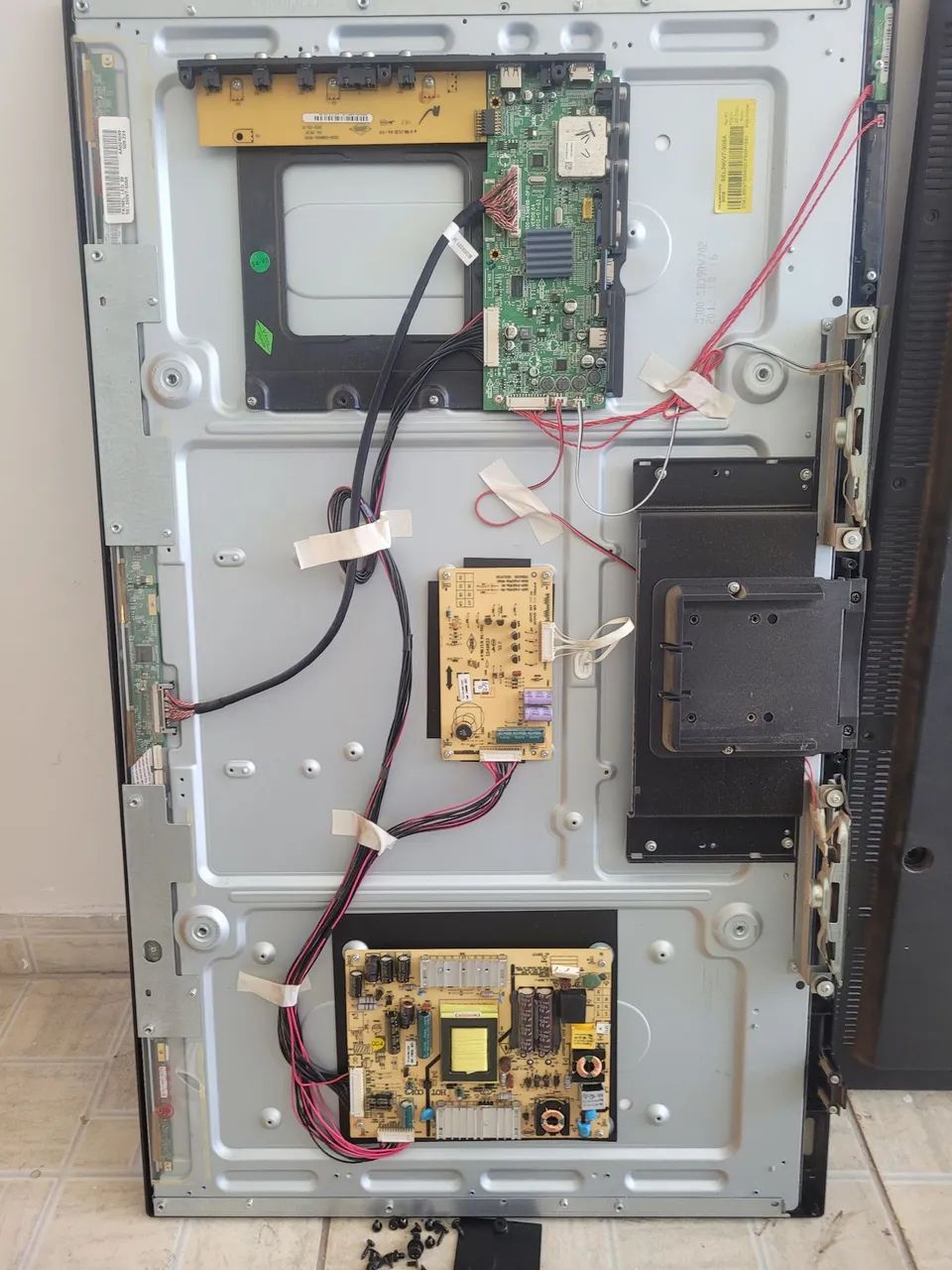 Placa principal TV LED SK LE3973 - Foto 2