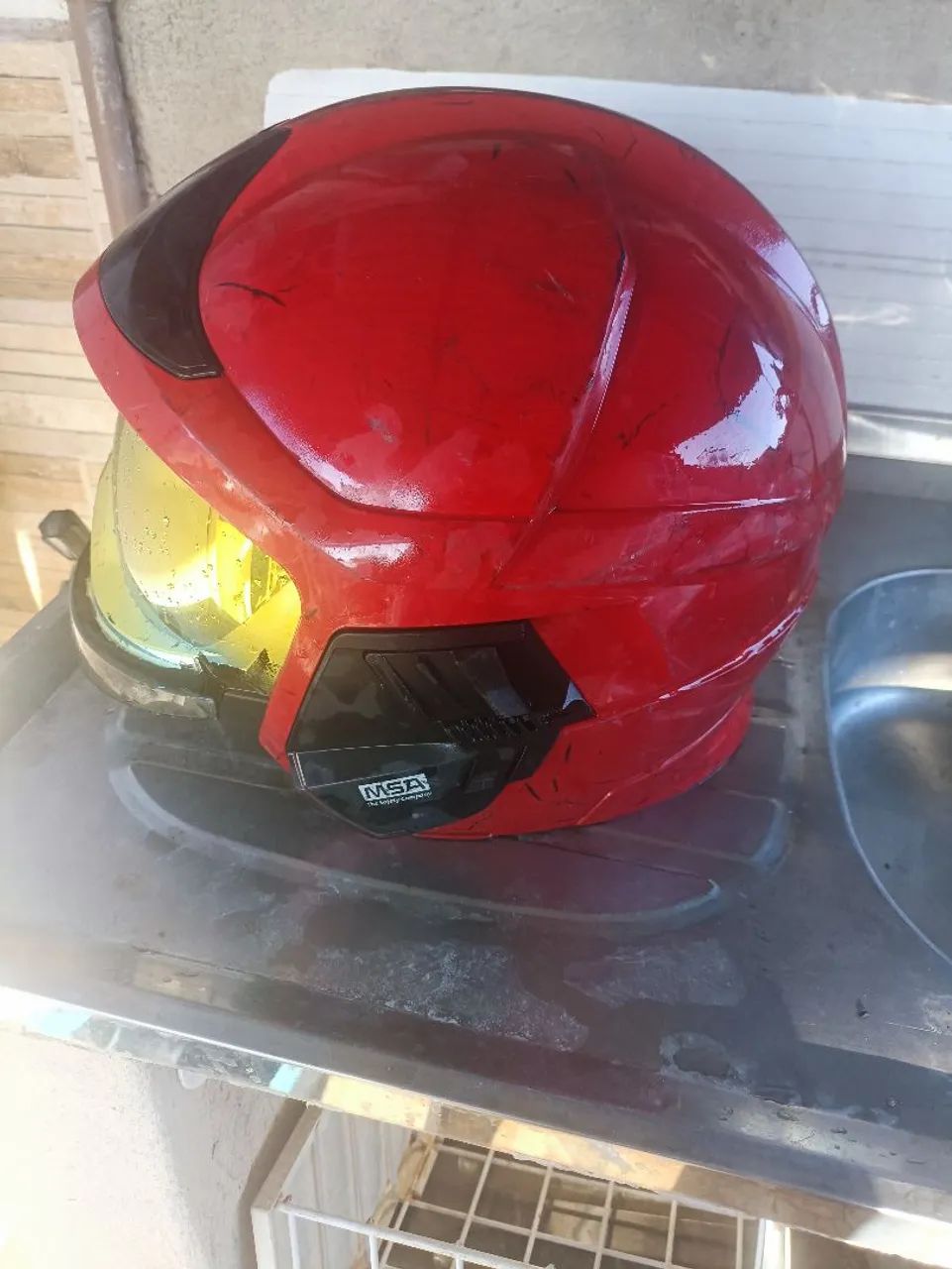 Capacete de combate a incêndio e resgate. - Foto 2