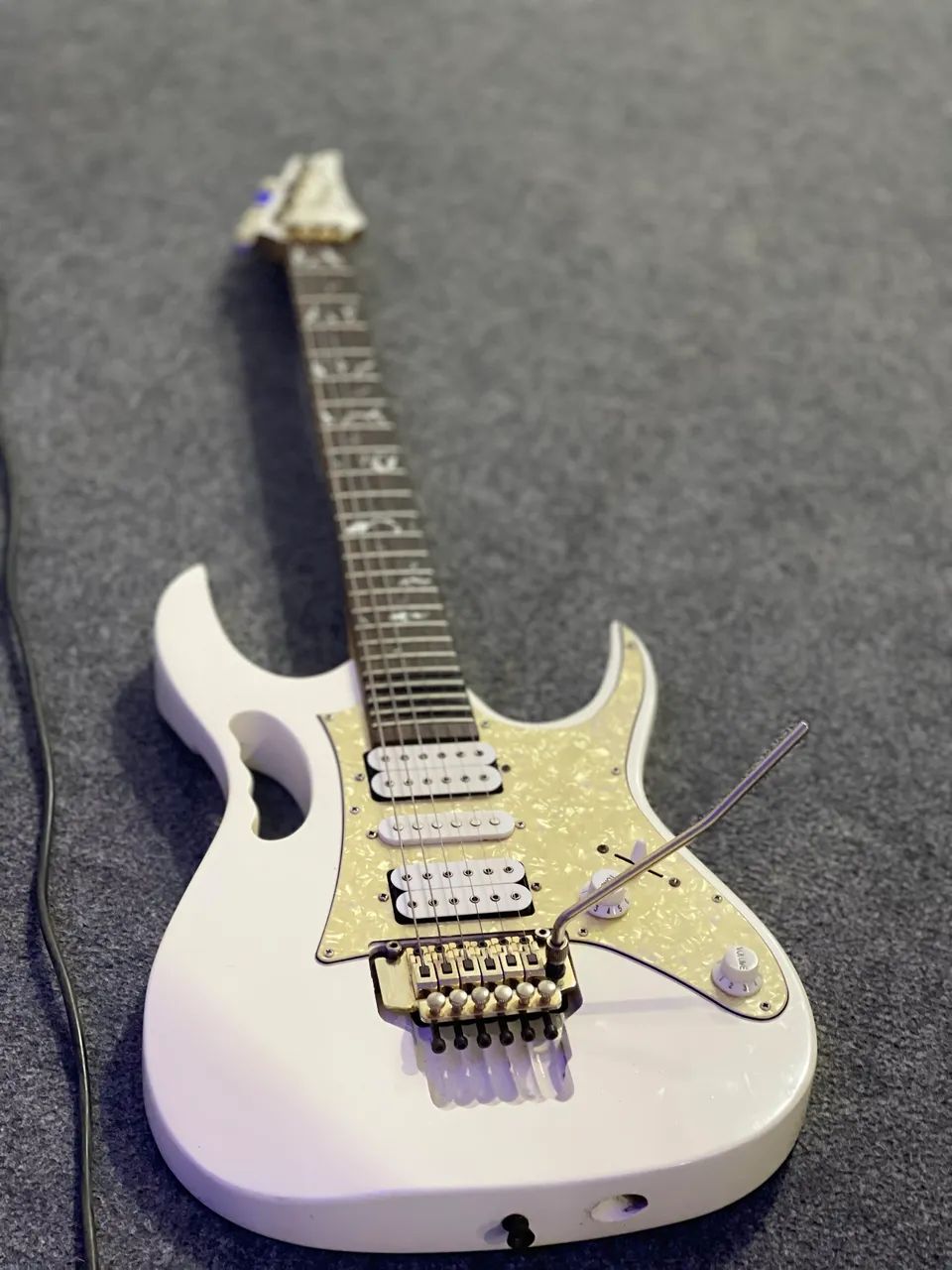 Guitarra Ibanez 