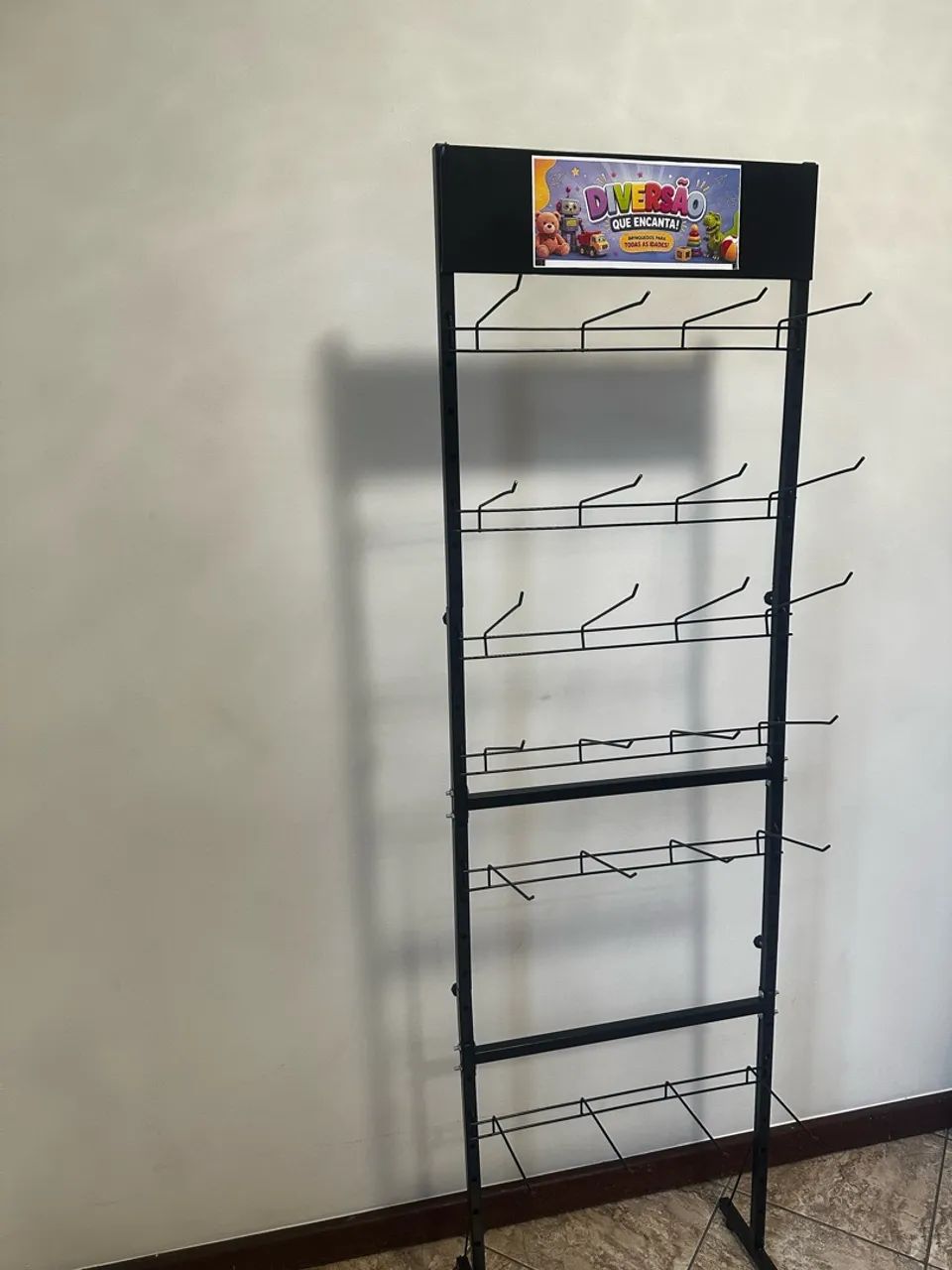 Expositor para brinquedos e acessórios 