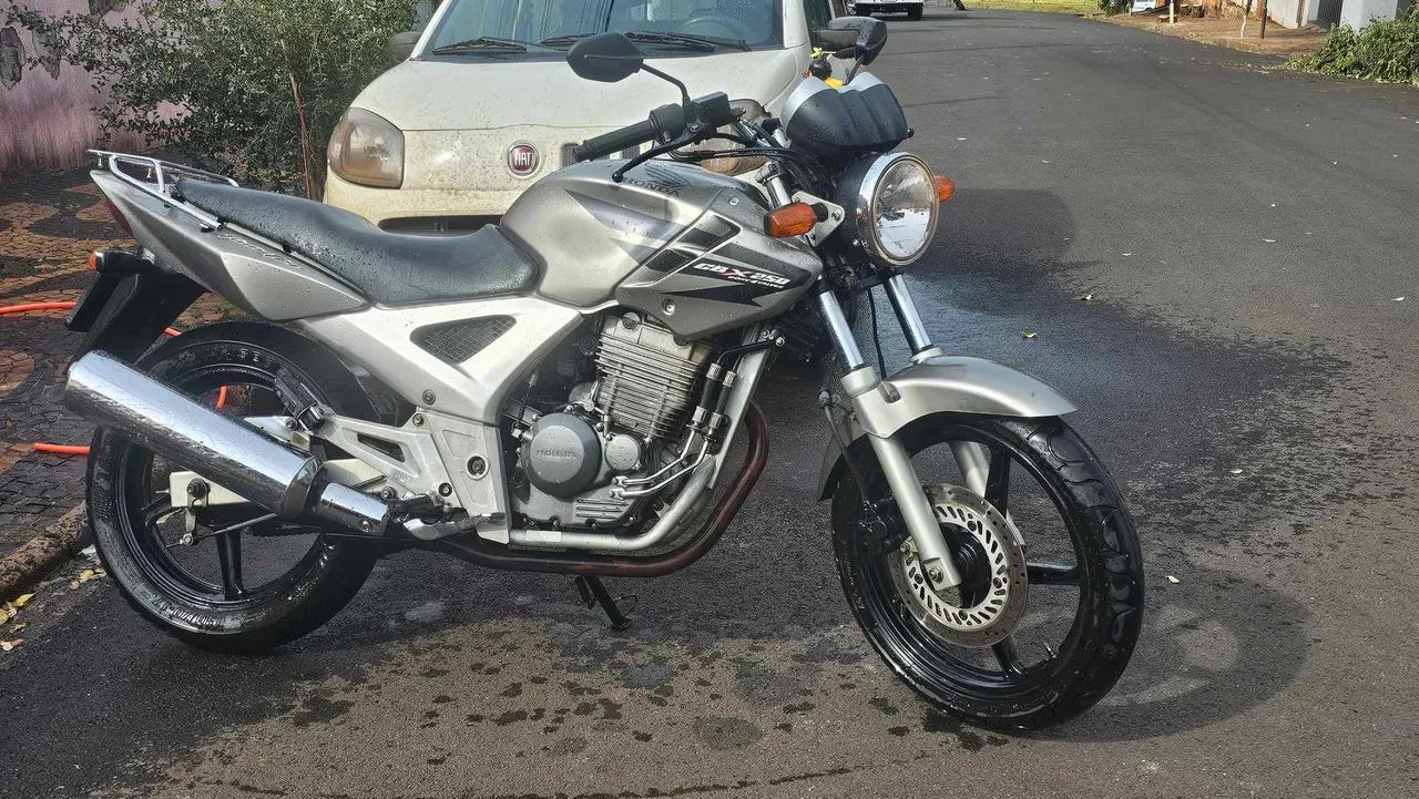 Cbx 250 - Foto 3