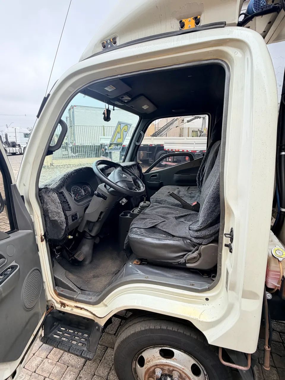 Foton 3.5 baú refrigerado  - Foto 5