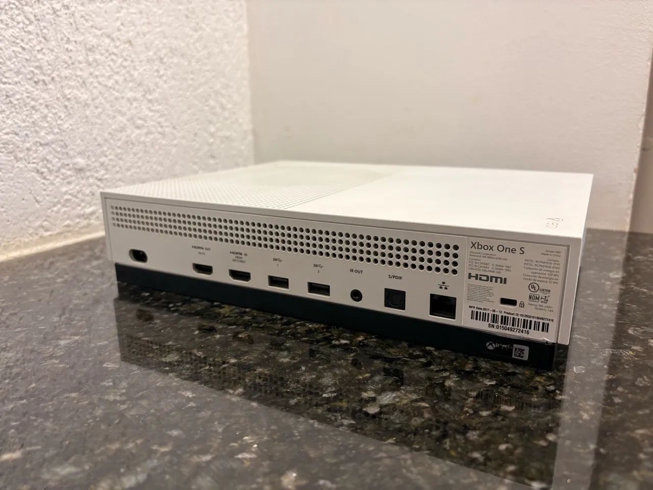 Xbox one S + controle em perfeito estado  - Foto 4
