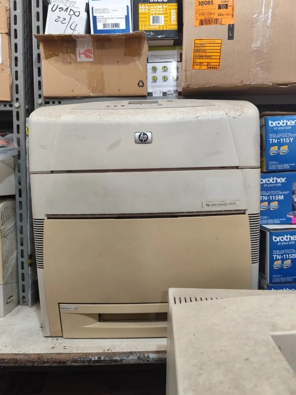 Impressora HP Color Laserjet 5500dn  - Foto 2