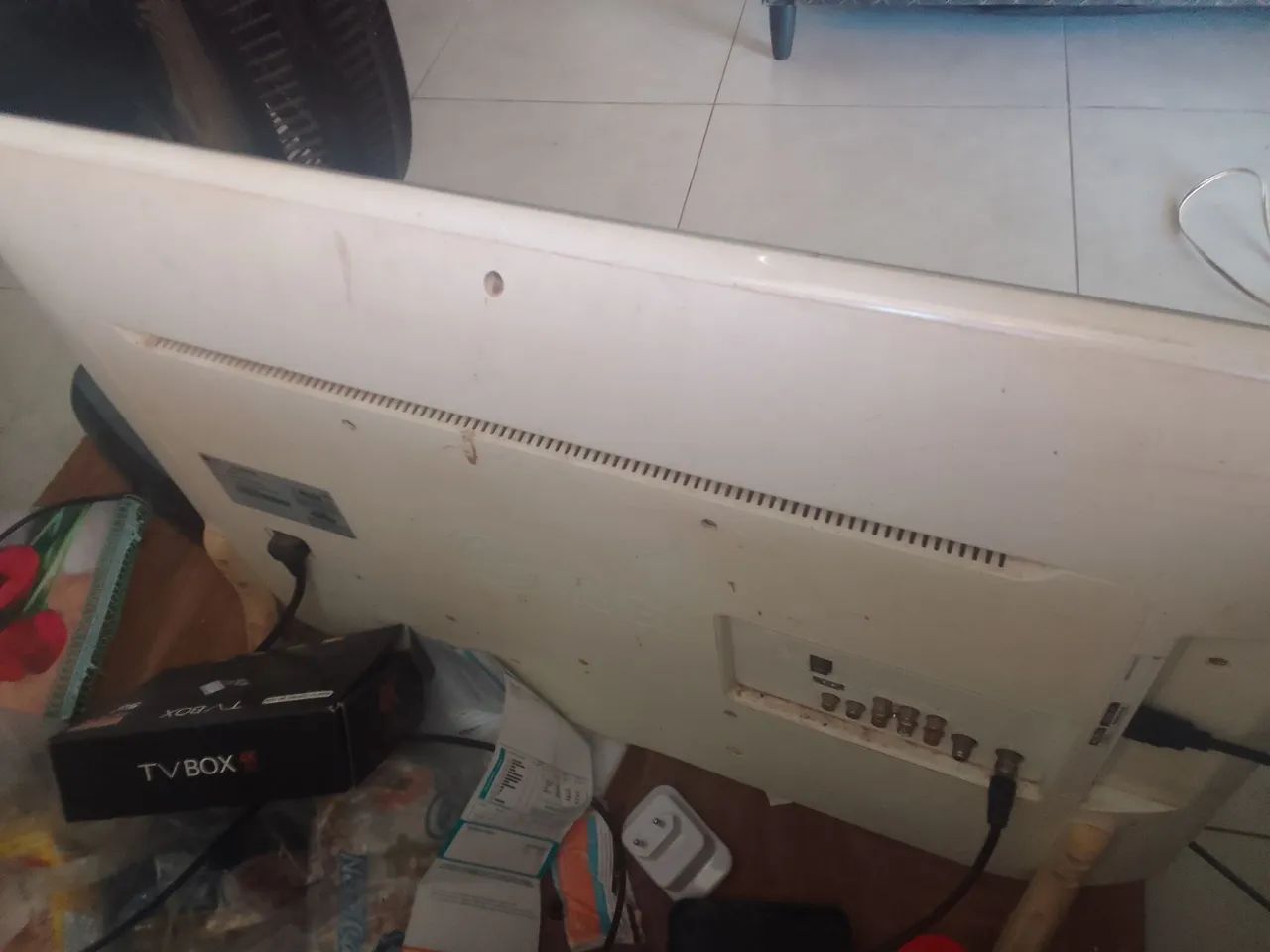 Tv lg fina 32 polegadas - Foto 4