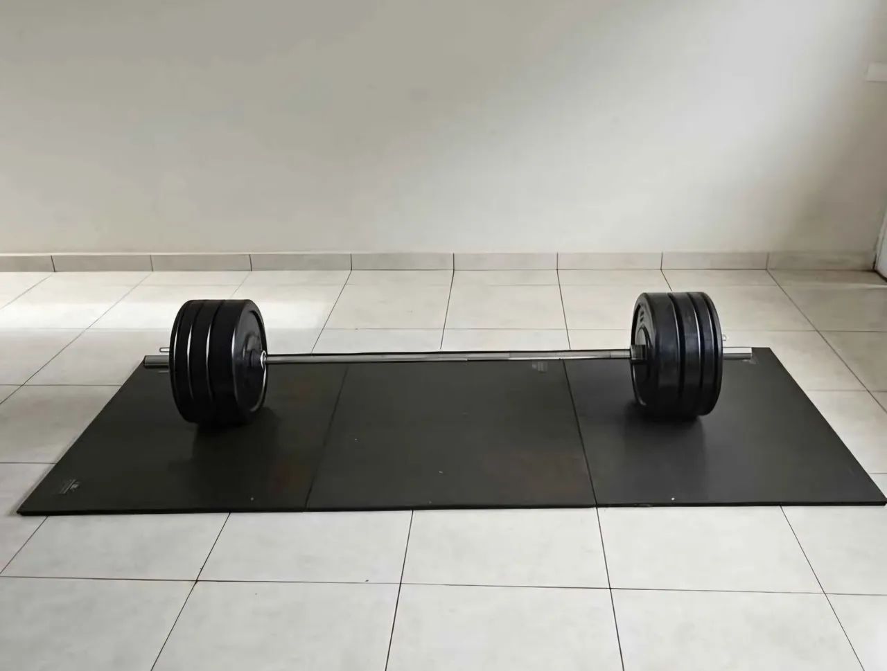 Kit olímpico completo ( Barra, Anilhas Presilha e Plataforma de impacto) - Foto 2