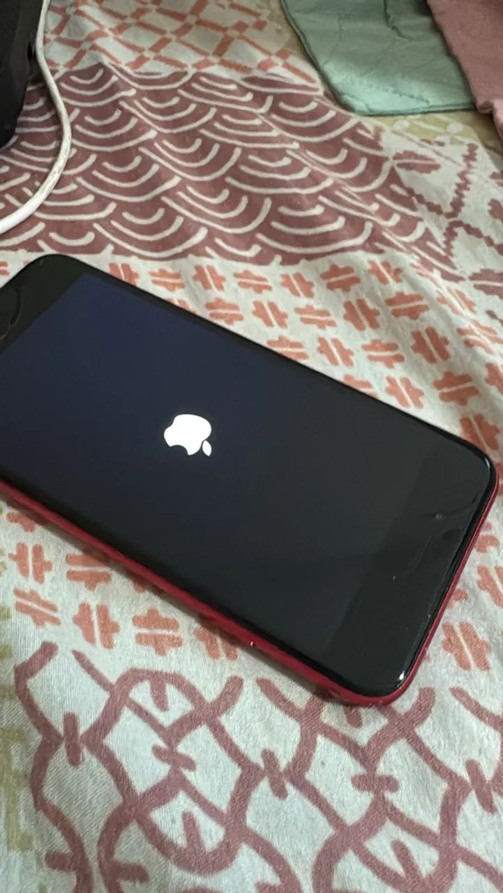 IPHONE SE 2ª 128gb - Foto 2