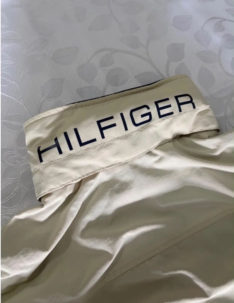 Jaqueta tommy Hilfiger bege  - Foto 3