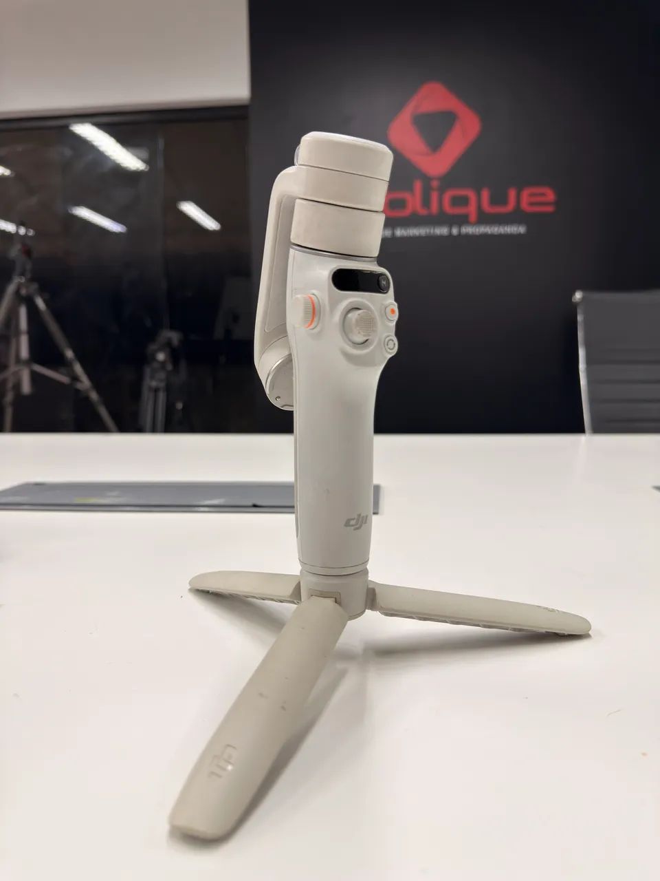 Gimbal DJI OSMO MÓBILE 6 - Foto 2