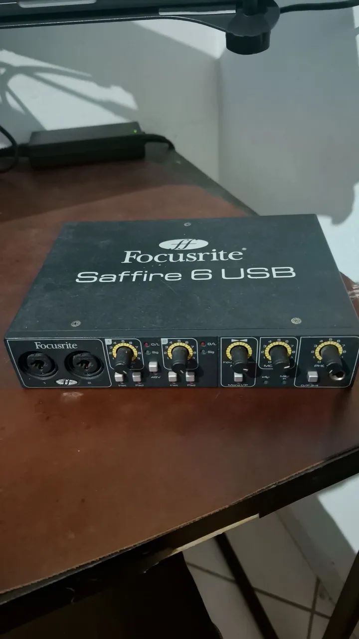 Interface de Som -  Focusrite Saffire 6 USB