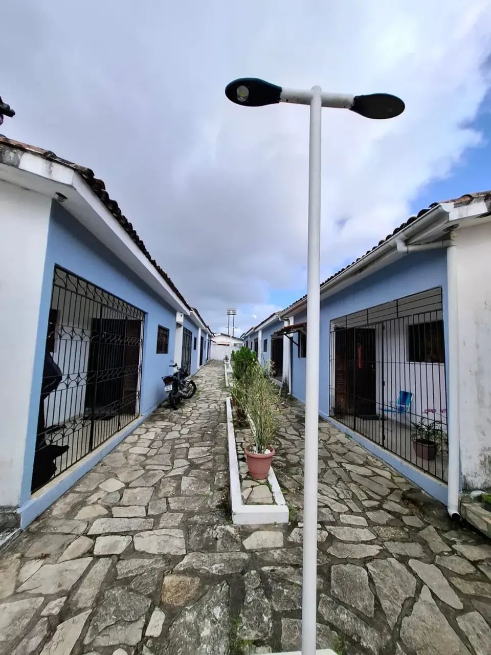 Casa em condomínio no Valentina com 2 quartos , suíte e quintal em L - Foto 2