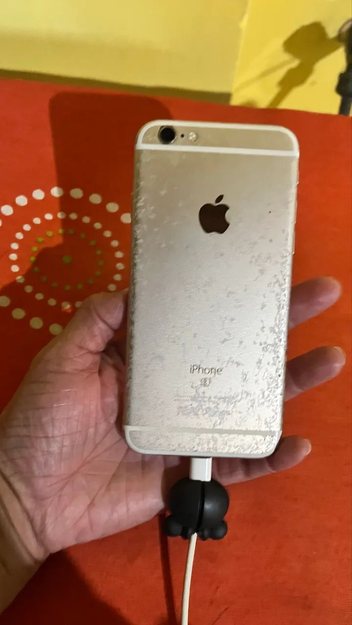 Celular iPhone SE 