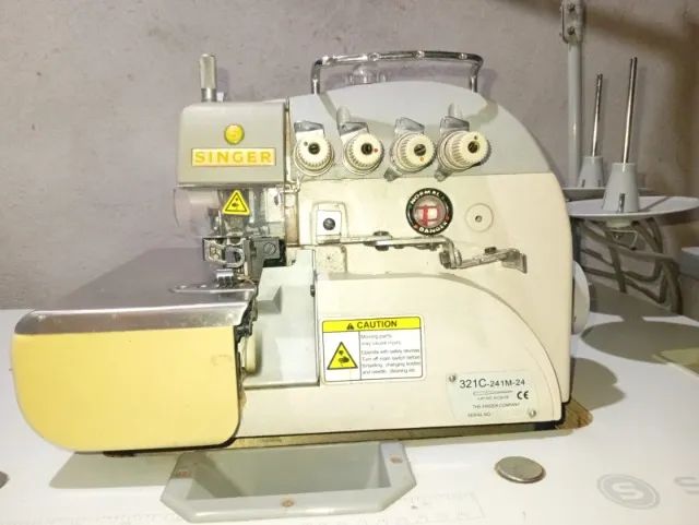 Máquina de costura Overlock Singer e Galoneira Bracob - Foto 3