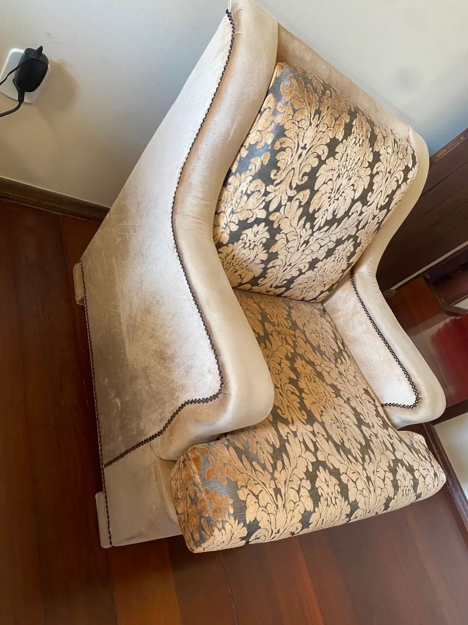 Vendo poltrona antiga - Foto 2
