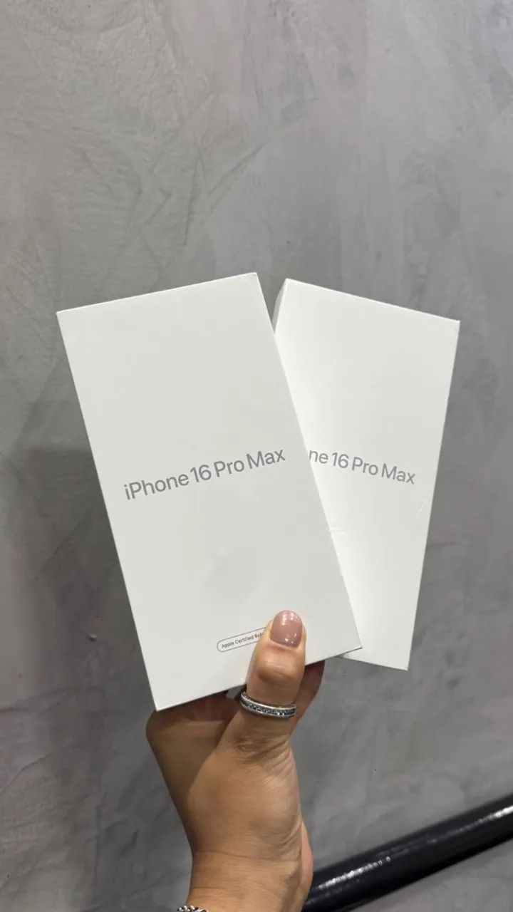 Iphone 16 Pro Max 256gb - Lacrado 1 Ano de Garantia 